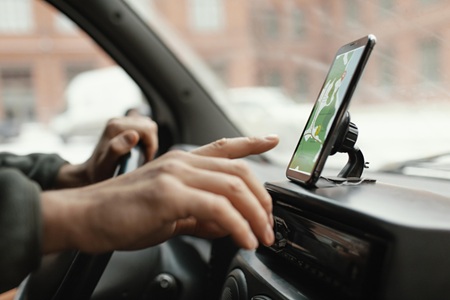 GPS system install Miami auto shop
